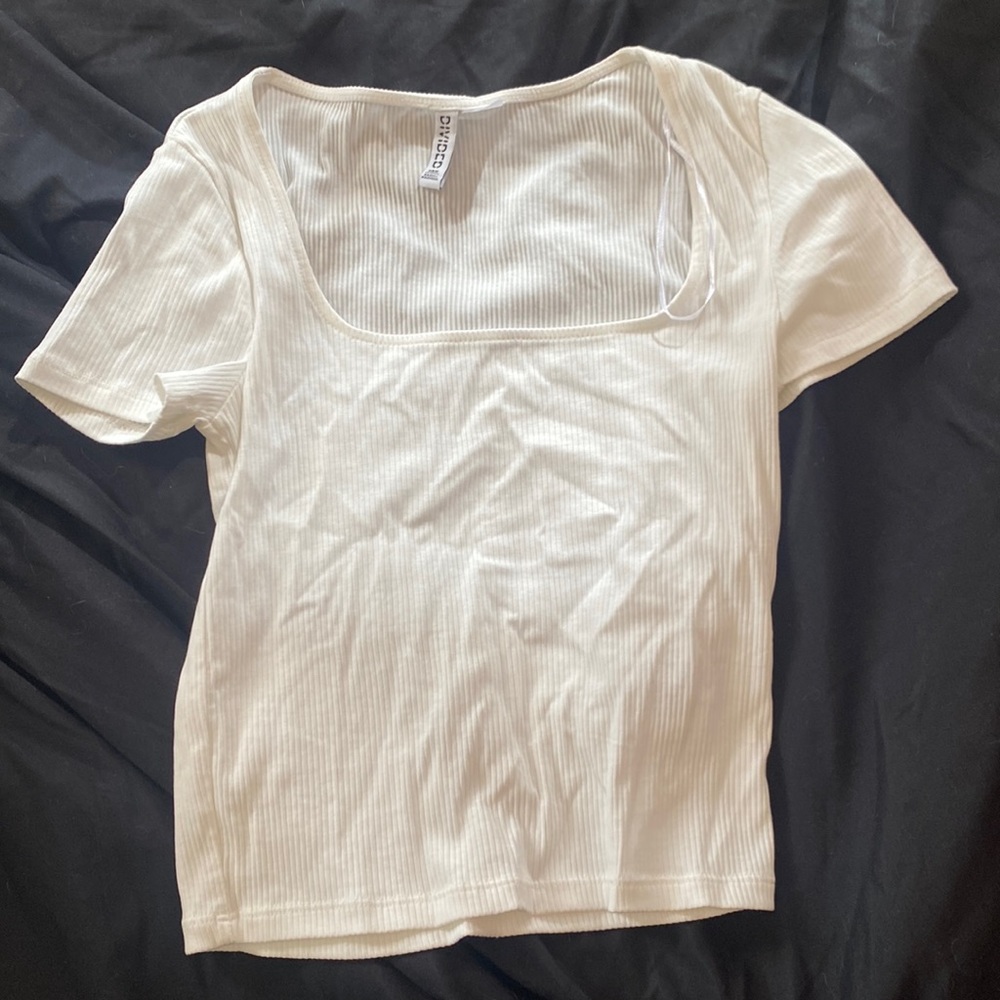 White crop top